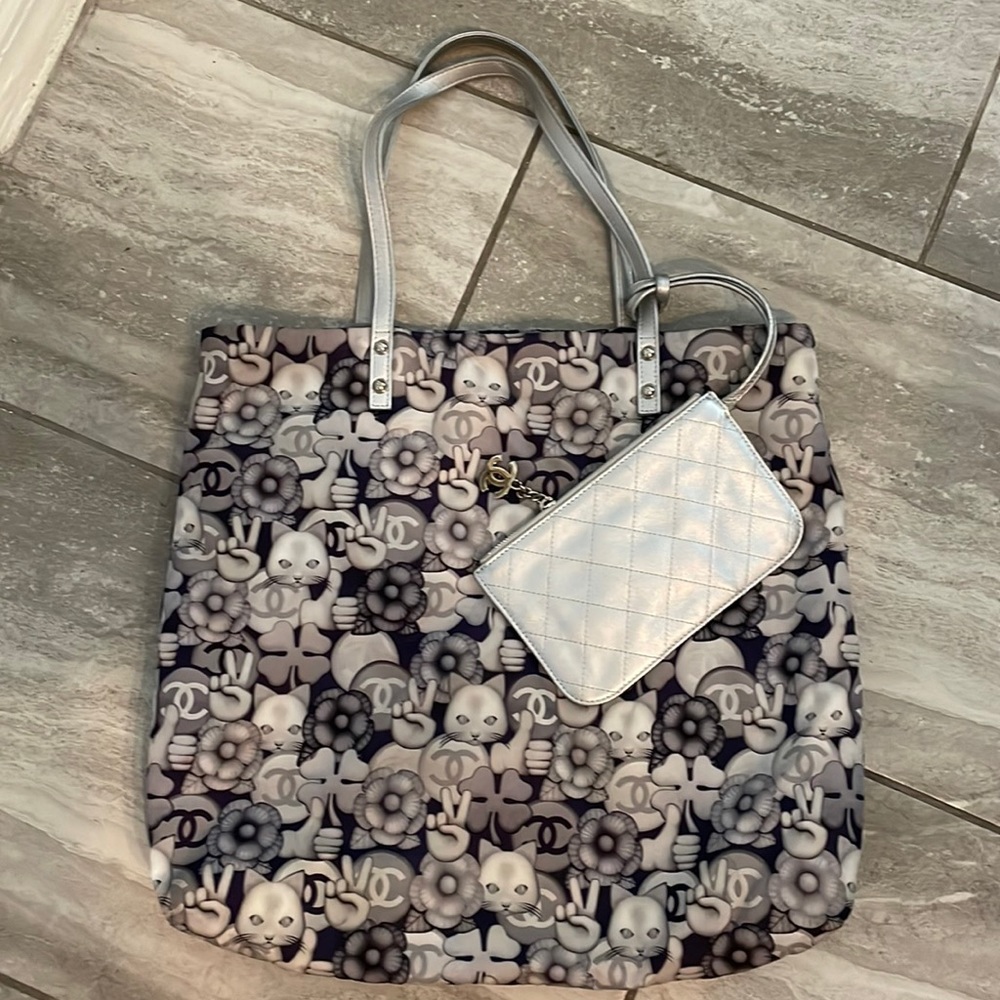 CHANEL CAT EMOJI TOTE